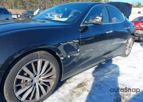 2015 Maserati Ghibli z USA, uszkodzony, nr VIN ZAM57XSA2F1156992